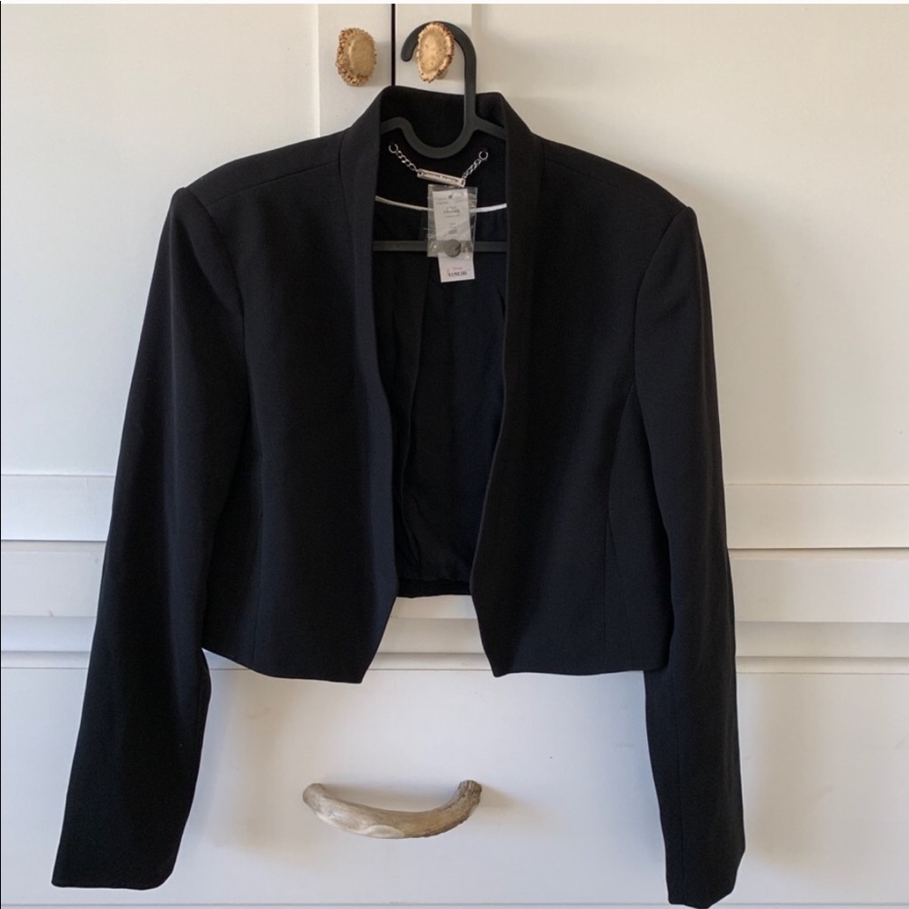 Black cropped blazer